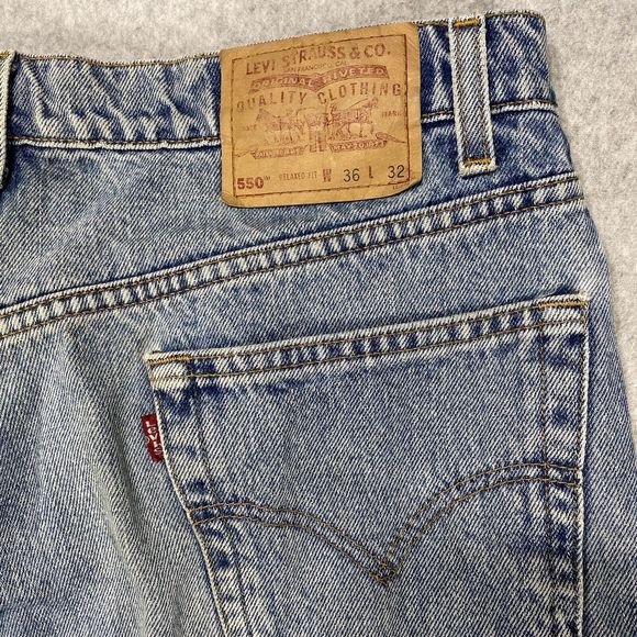 Levi Strauss 550 Jeans Mens Size 34x31 Straight Relaxed Faded Distressed‎ Denim - Picture 12 of 15